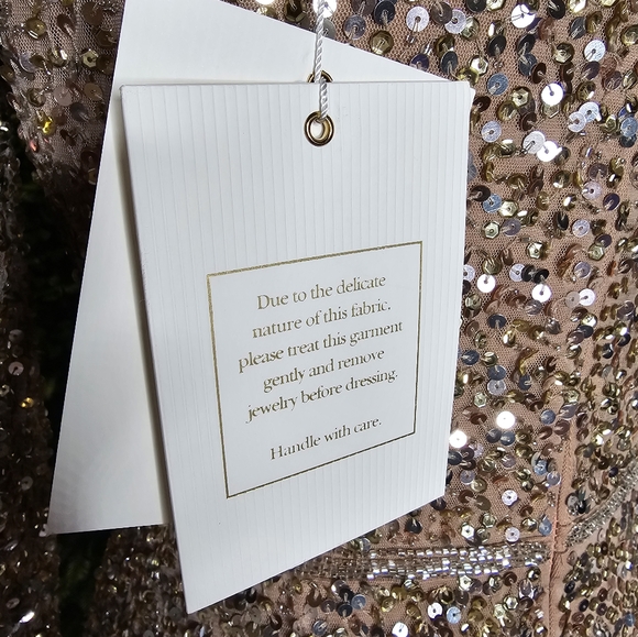 Mac Duggal dress, size 6, new with tags, bald spots on back bottom as shown - Picture 9 of 16